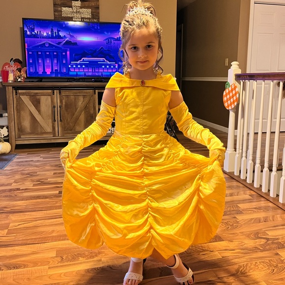 Meet your Posher, Katelynn - Picture 7 of 16